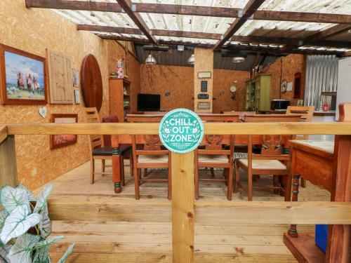 A szálláshely kívülről, Glas Studio in Cwmbach