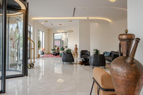 Levant Hotel - image 4