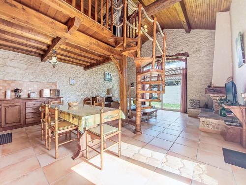 Holiday Home La Grange Jacques by Interhome in Dondas