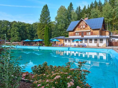 Chalet Krakonoš by Interhome, Mladé Buky