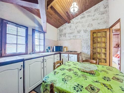 Holiday Home Le Pigeonnier Jacques by Interhome in Dondas