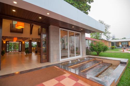 Entrance, Nanu Beach Resort & Spa, Betalbatim in Colva