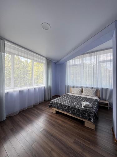 EquatorHotel in Кишинів