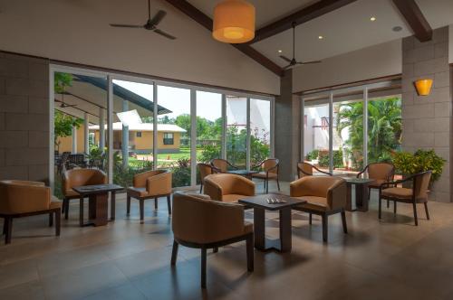 Lobby, Nanu Beach Resort & Spa, Betalbatim in Colva