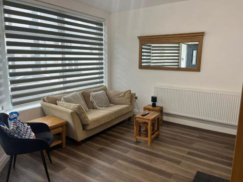 Vendégszoba, Llangollen 4-Bed Sleeps 8 with Garden & Parking in Glyn Ceiriog