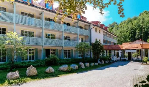 ciao-aschau Haus zur Burg Apn220 Mina in Aschau, Deutschland