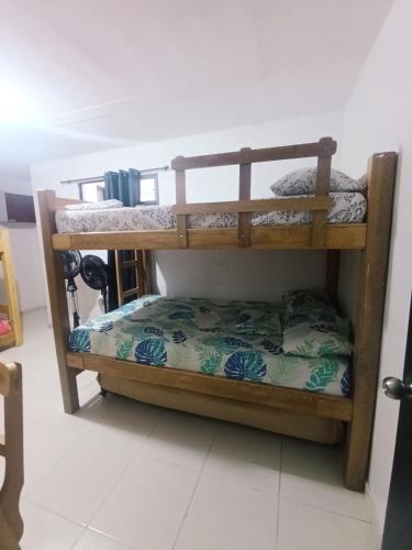 S3 CÓMODO APARTAMENTO 3 HABI 3 BAÑOS EN LAURELES ESTADIo, Medellín (fotografie 4)