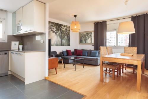 Mar Bella Beach Apartments 2