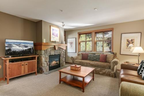 1202 - Two Bedroom Standard Eagle Springs West condo image