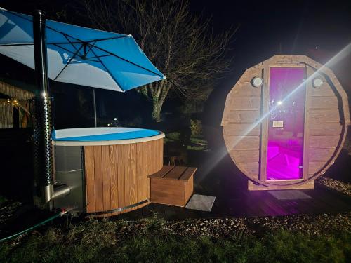 Domek Pod Orzechem całoroczny (Domek Pod Orzechem caloroczny) in Ольштинек
