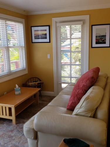 Capitola Pelican House in Capitola (CA)