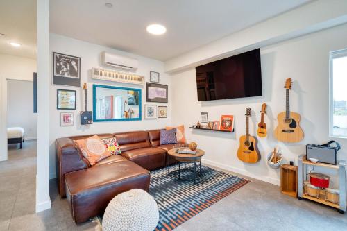 Luxury Penthouse - Rooftop Deck - 3BR - AC