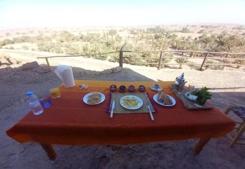Ēdiens un dzērieni, Auberge camping café restaurant Relax Tazoulait (Auberge camping cafe restaurant Relax Tazoulait) in Alnif