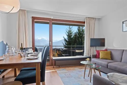 Crans-Montana, 5 pers, balcon vue et parking privé in Crans-Montana, Schweiz