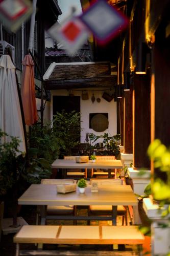 Sarana Guest House - image 4