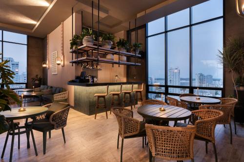 Bar/lounge, OZ Hotel Collection in Cartagena