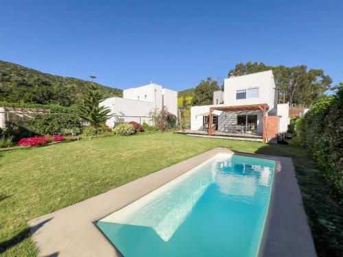 Hermosa casa con piscina - 6 personas Punta Puyai