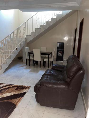 Jammaisar Residence in North Bank