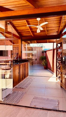 Suítes Yamamoto Ilhabela (Suites Yamamoto Ilhabela) in กัมบากวารา