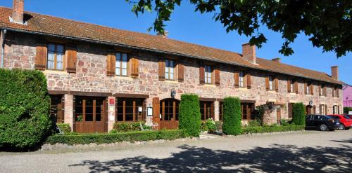 Hotel Le Dahu Perreux