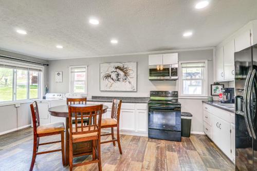 Pet-Friendly Somerset Cottage Near Boat Ramps! in Somerset, USA