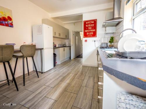 En-suite 5 Woodhouse, private bath, 2 kitchen - Shebdon