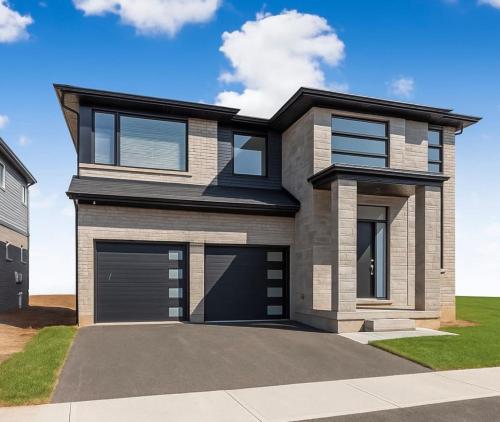 Luxury New Home By Niagara Fall in Pelham (ON)
