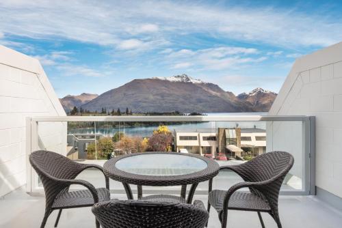 Copthorne Hotel and Apartments Queenstown Lakeview, Queenstown