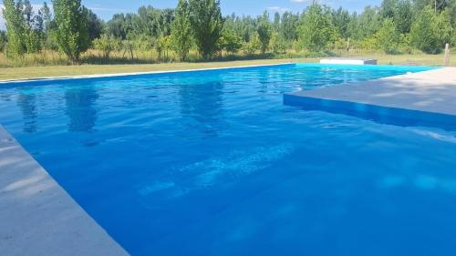 수영장, Altandes Cabañas (Altandes Cabanas) in 라 아델라