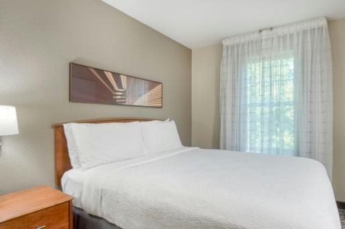TownePlace Suites Raleigh Cary/Weston Parkway - image 8
