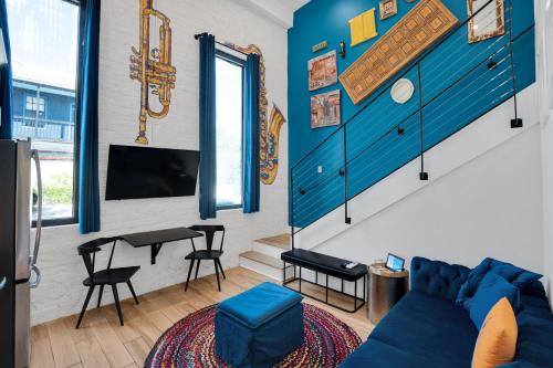Elegant Stay Across From Fq W Free Parking
