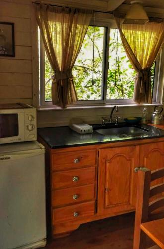 مطبخ, Cabaña Kala - Encanto Tigre (Cabana Kala - Encanto Tigre) in تيغلاه