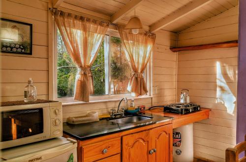 مطبخ, Cabaña Kala - Encanto Tigre (Cabana Kala - Encanto Tigre) in تيغلاه