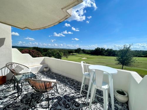 Golf Front Hill Country Villa by Famous Architect in Horseshoe Bay, USA