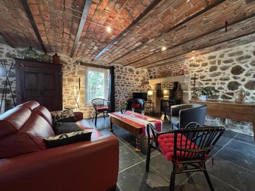 Gîte rural rénové avec charme à Marcillat, jardin et terrasse - FR-1-489-369 (Gite rural renove avec charme a Marcillat, jardin et terrasse - FR-1-489-369) in Marcillat-en-Combraille