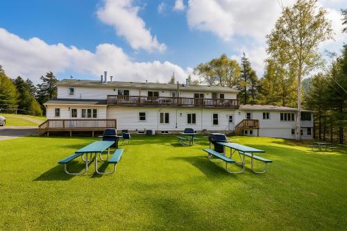 A szálláshely kívülről, Sunny Point Resort in Seguin (ON)