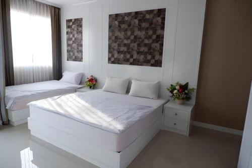 Crystal Place Prathai in Prathai