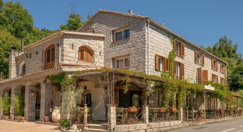 Exterior view of Auberge U n'Antru Versu