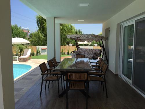 Crescent Twins -White Villa in Dalyan