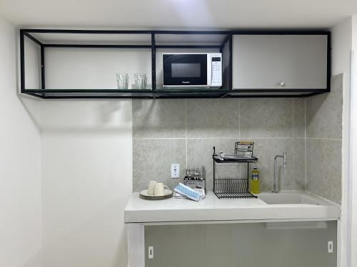 Flat funcional mobiliado com cozinha com WC ap101 in Encruzilhada