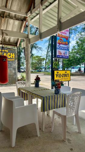 منظر, Pakmeng BEACH Resort in Pak Meng Beach