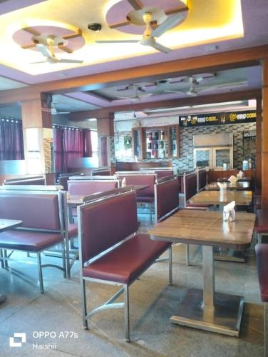 Étterem, Collection O 19632 Hotel Kalyani International in Kodikal