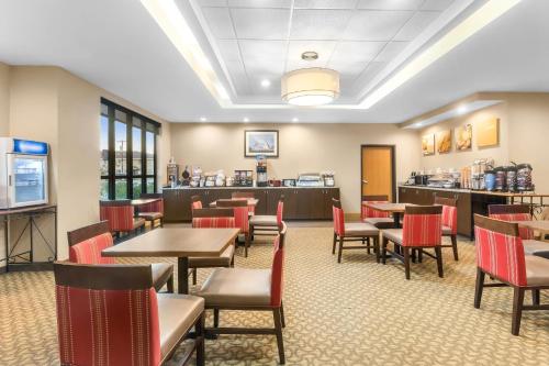 Comfort Inn & Suites Sikeston I-55 - image 13