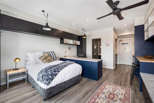 Studio Apartment near CBD, RMIT & Uni of Melbourne in Carlton