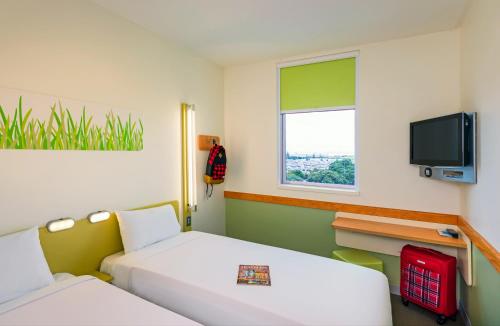 ibis Budget Courbevoie Paris La Défense - image 38