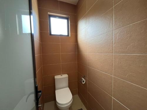 2 bedrooms, 3 beds