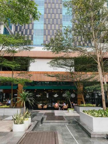 Restaurant, One Bed Room Aprtemen Alam Sutera in Alam Sutera