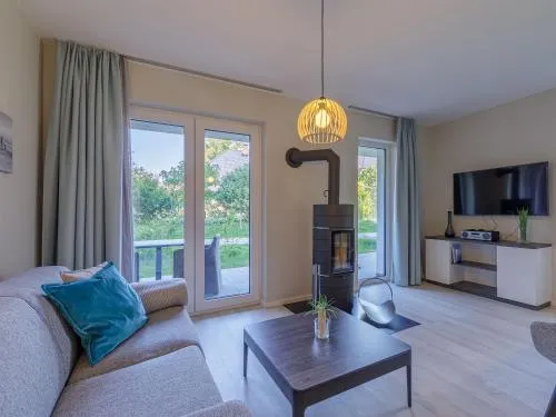 5 Sterne Ferienwohnung Große Strandburg - Wellnessurlaub zwischen Ostsee und Bodden in Wustrow, Deutschland