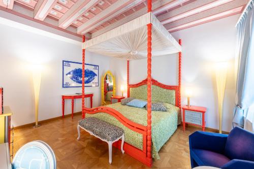 2 twin beds