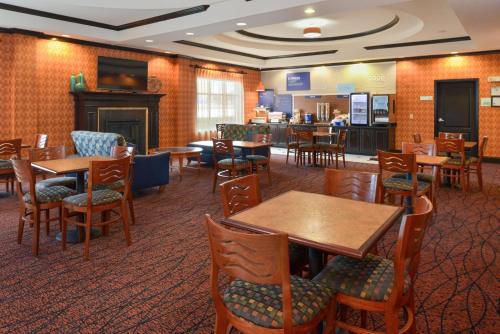 Holiday Inn Express Hotel & Suites Royse City - RockwallRockwall - Royse City By IHG - 식음료(F&B)